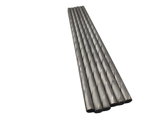kualitas  Customizable Length Ground Surface Finish Cemented Carbide Helical Rods for Precision Cutting pabrik
