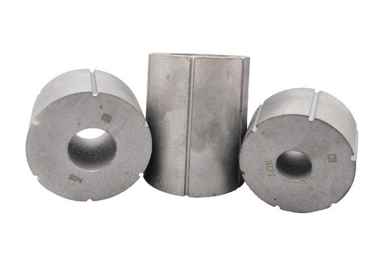 Mirror Polishing Karbida Cold Heading Die Disesuaikan Round Screw Die
