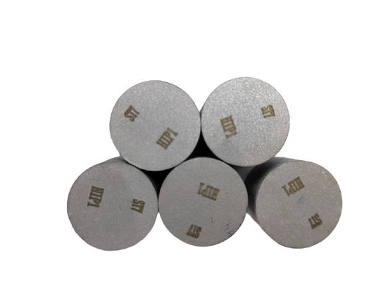 Menggunakan tahan Tungsten Karbida Cold Heading Die Blank tahan suhu tinggi