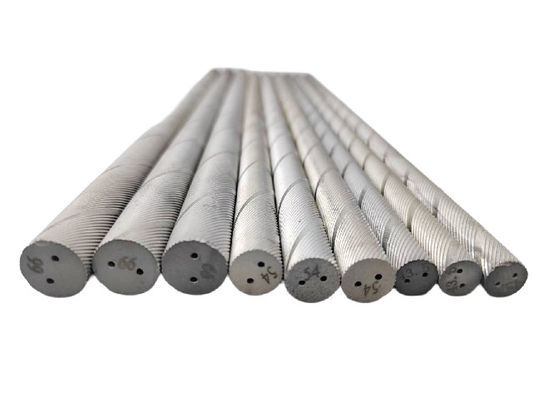 Kekerasan Tinggi Karbida Fine Spiral Rod / Tungsten Threaded Rod Dengan Lubang Ganda